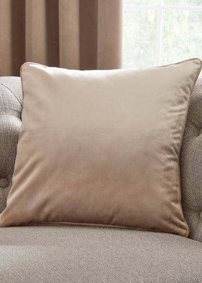 Laurence Llewelyn-Bowen Montrose Velvet Cushion (43cm x 43cm) - One Size