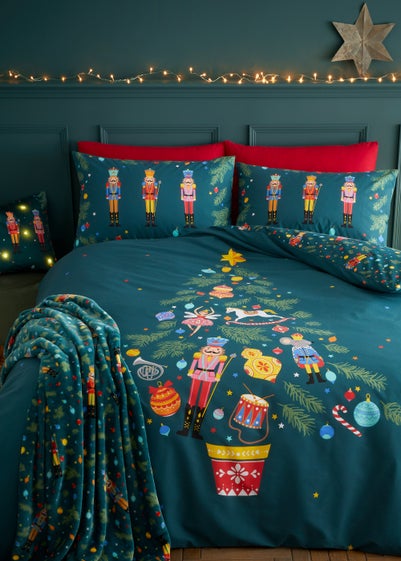 Catherine Lansfield Christmas Nutcracker Reversible Duvet Cover Set