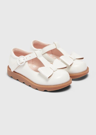 Girls White T-Bar Shoes (Younger 4-12)