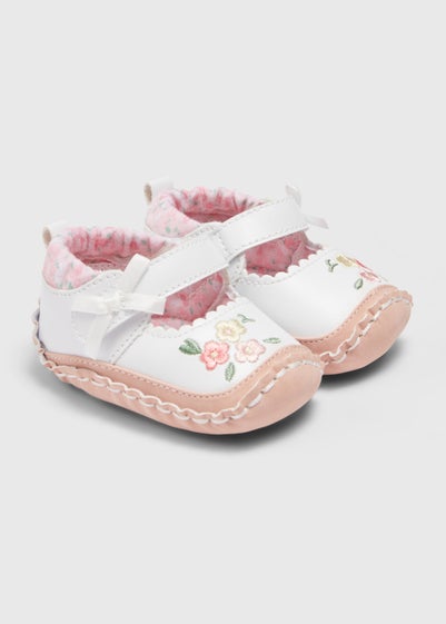 Baby White Moccasin Soft Sole Shoes (Newborn-18mths)