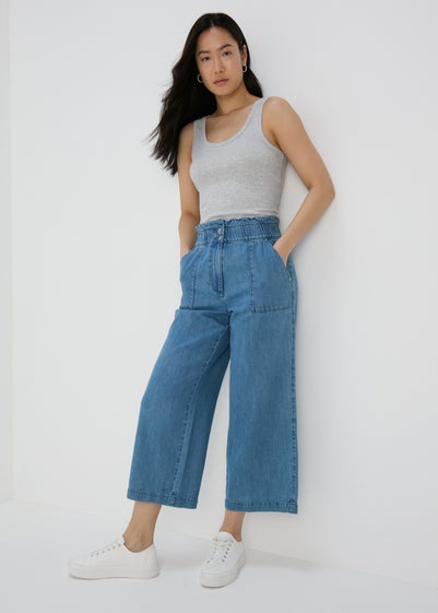 Mid Wash Wide Leg Crop Jeans