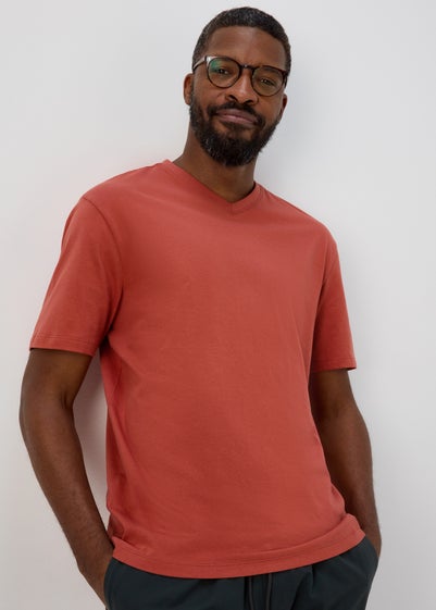 Tuscan Red V Neck Essential T-Shirt