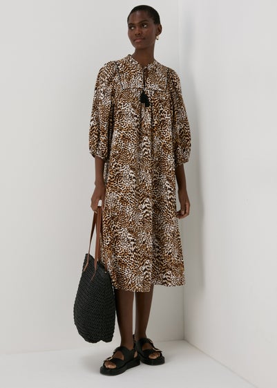 Papaya Petite Brown Leopard Print Boho Midi Dress