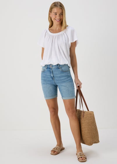 Papaya Petite Mid Wash Shorts