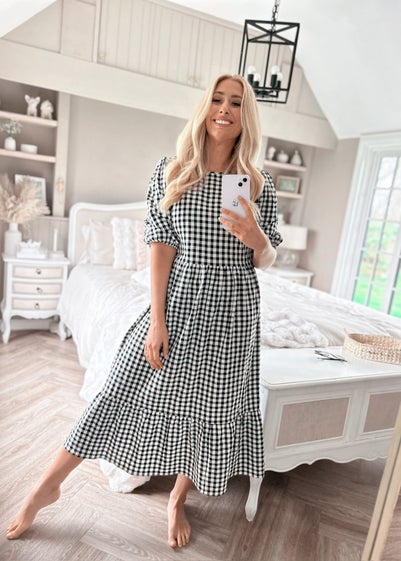 In The Style Stacey Black & White Gingham Midi Dress