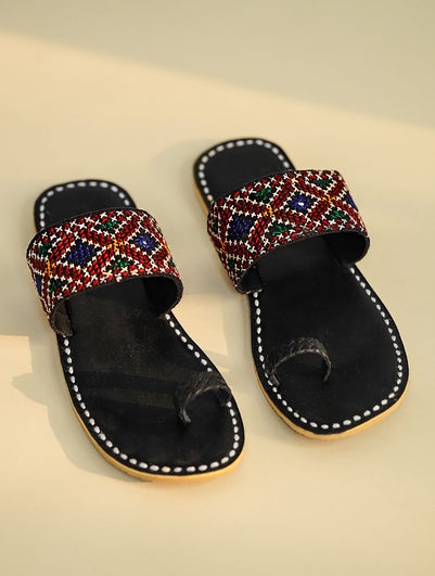 Women Black Leather Embroidered Open Back One Toe Flats Kolhapuri