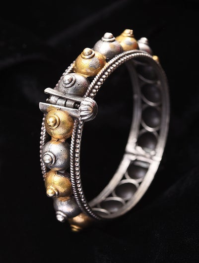 Women Dual Tone Tribal Openable Bangle (Size- 2/4)