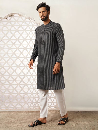 Men Black Cotton Hand Woven Mandarin Collar Regular Fit Kurta