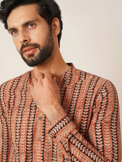 Men Multicolour Cotton Kalamkari Mandarin Collar Regular Fit Kurta