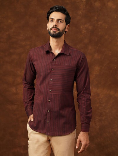 Men Maroon Red Cotton Self Design Mandarin Collar Regular Fit Shirt - 44