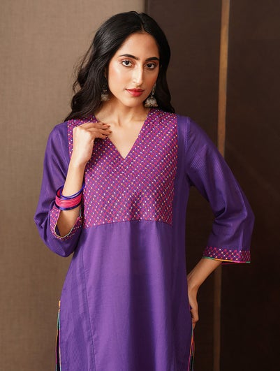 Women Purple Cotton V Neck Straight Fit Kurta - S