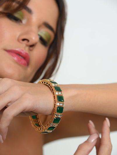 Women Green Gold Tone Bangle - 2/5