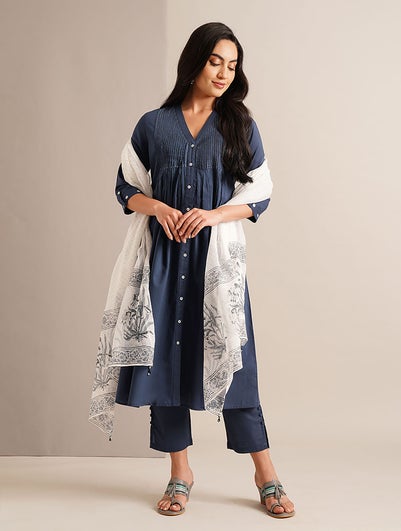 Women Navy Blue Cotton V Neck Straight Fit Kurta - XS