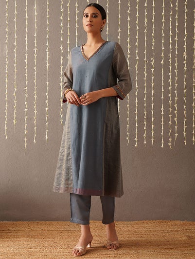 Women Grey Cotton Silk V Neck Straight Kurta With Pant - XS