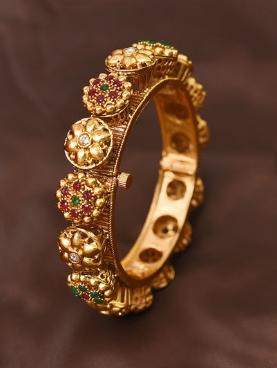 Women Red Green Gold Tone Kundan Temple Bangle