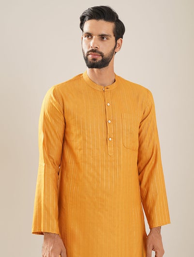 Men Mustard Yellow Silk Viscose Mandarin Collar Regular Fit Kurta - 38