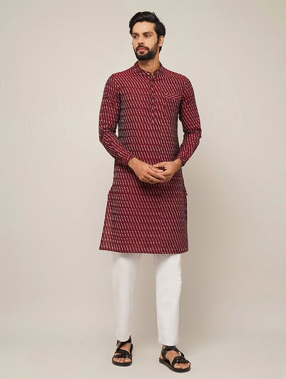 Men Maroon Red Cotton Ikat Mandarin Collar Regular Fit Kurta - 38