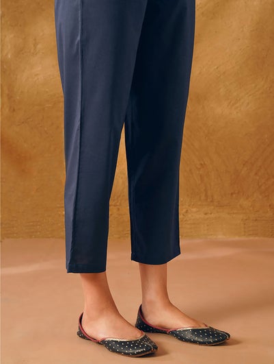 Women Indigo Blue Cotton Solid Ankle Length Loose Fit Pant - XS