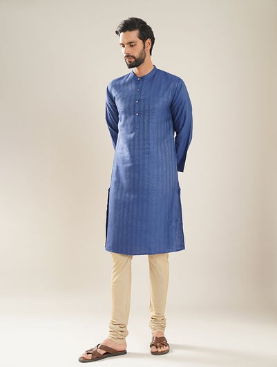 Men Blue Silk Viscose Mandarin Collar Regular Fit Kurta - 38