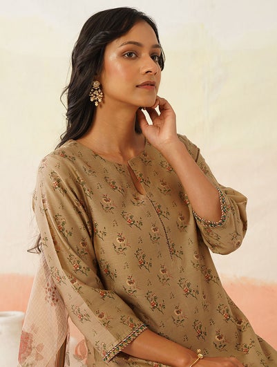 Women Multicolour Cotton Silk Printed Round Neck Straight Fit Kurta