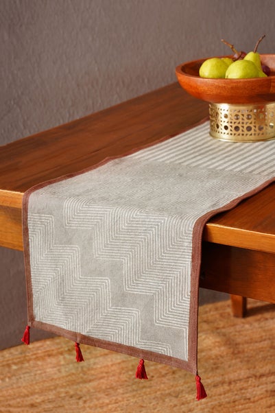 Multicolour Canvas Printed Printed Table Runner