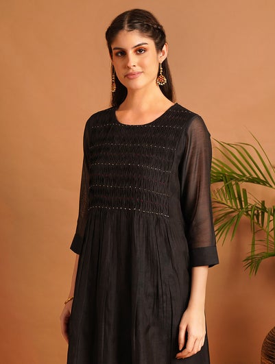 Women Black Silk Cotton Round Neck Flared Kurta