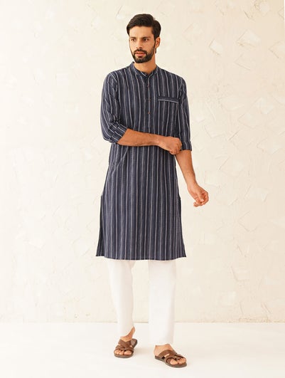 Men Black Cotton Mandarin Collar Straight Fit Kurta - 40