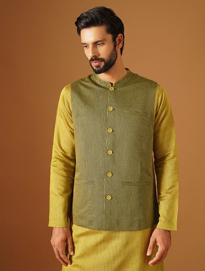 Men Yellow Silk Viscose Mandarin Collar Regular Fit Nehru Jacket - 38