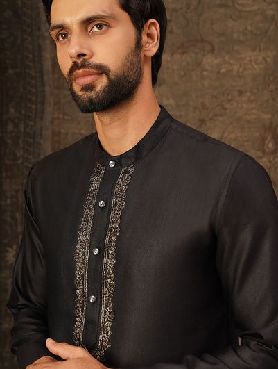 Men Black Viscose Embroidered Mandarin Collar Regular Fit Kurta - 44