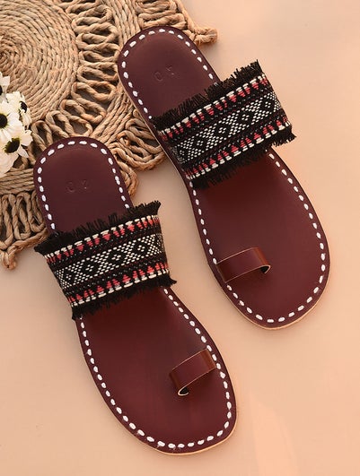 Women Black Leather Embroidered Open Back One Toe Flats Kolhapuri - EU-36