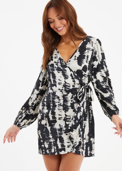 Quiz Black Satin Marble Print Wrap Dress