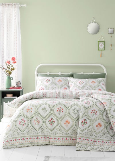 Catherine Lansfield Cameo Floral Reversible Duvet Cover Set