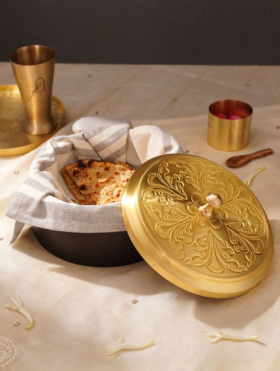 Unisex Wooden Roti Box With Brass Lid