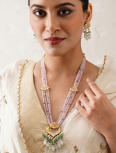 Women Gold Tone Necklace With Earring