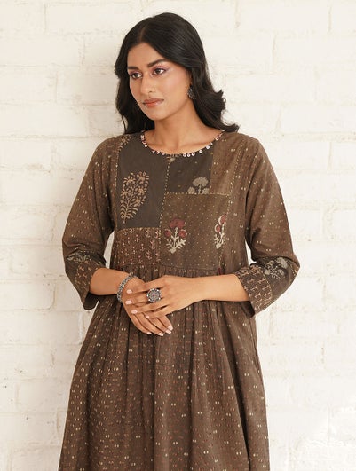 Women Beige Brown Cotton Dabu Round Neck Regular Fit Kurta