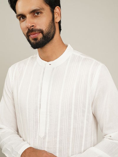 Men White Cotton Mandarin Collar Regular Fit Kurta - 38