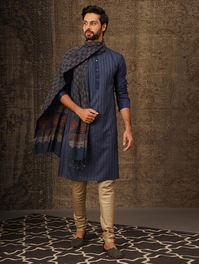 Men Indigo Blue Viscose Mandarin Collar Regular Fit Kurta - 40