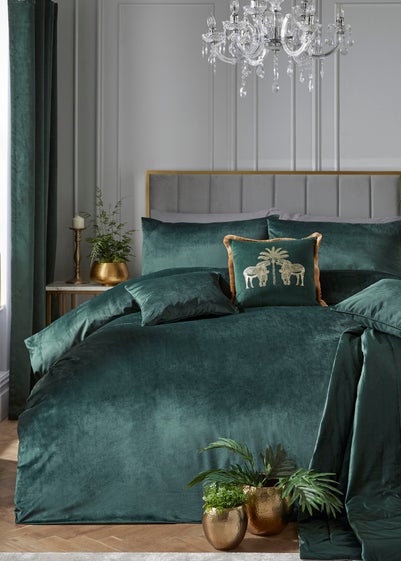 Laurence Llewelyn-Bowen Montrose Velvet Green Duvet Cover Set