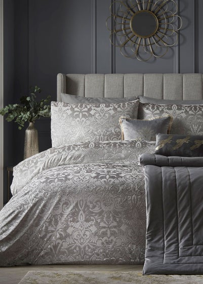 Laurence Llewelyn-Bowen Firenza Velvet Silver Duvet Cover Set