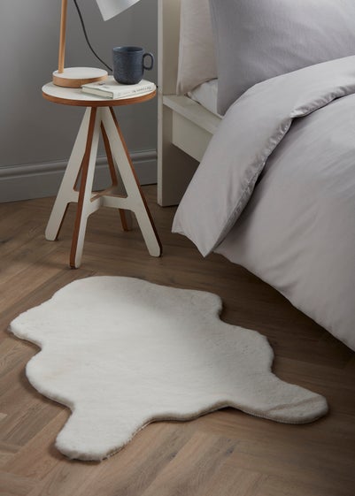 Fusion Shaped Rug Ivory Shaped Rug