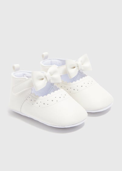 Baby White Mary Jane Shoes (Newborn-18mths)