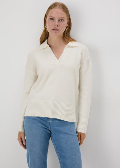 Cream Ribbed V-Neck Jumper