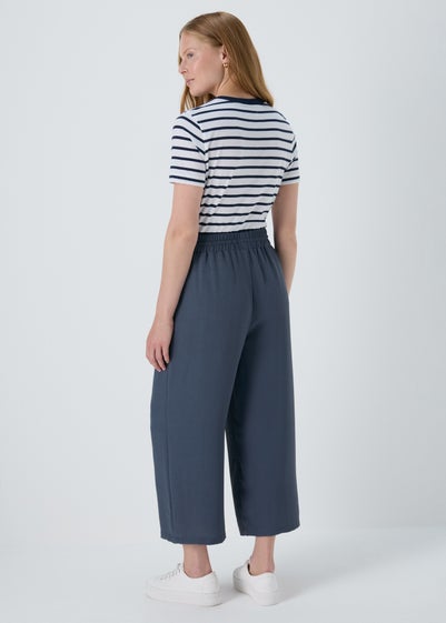 Navy Wide Leg Crop Trousers