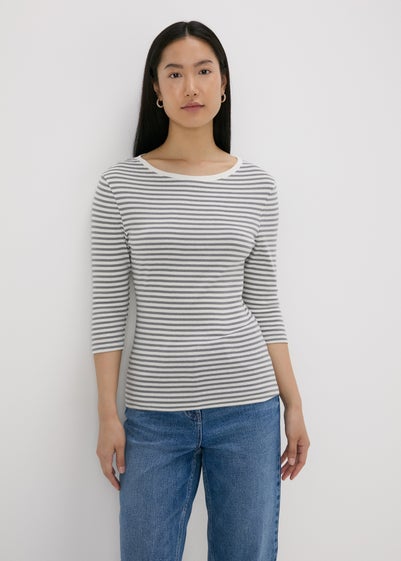 Grey Stripe 3/4 Sleeve Fitted T-Shirt