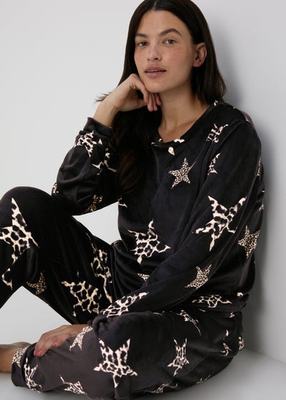 Black Star Print Lounge Set