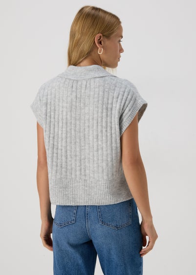 Papaya Petite Grey Ribbed Open Collar Vest