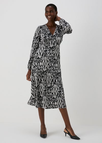 Et Vous Black Ikat Plisse Midi Dress