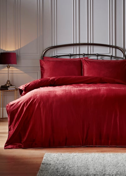 Red Velvet Trim Duvet Set