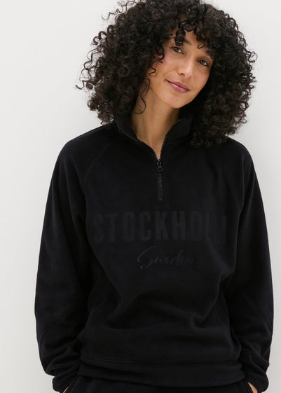 Black Half Zip Fleece Sweatshirt