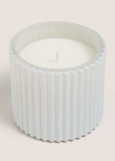 White Cedarwood & Amber Elegance Candle